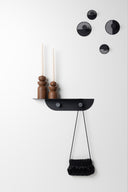 Prateleira Desalinhada com Pendurador